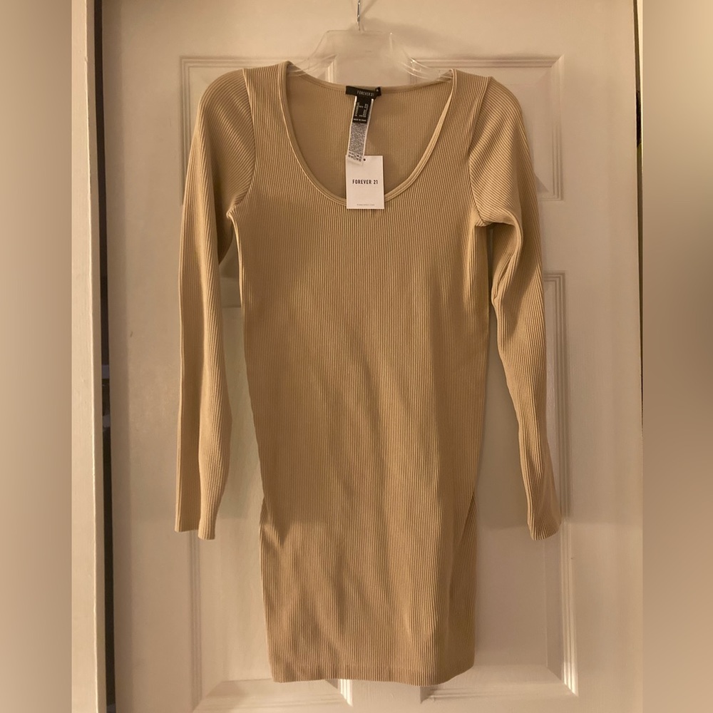 New with tags M/L Long Sleeve Beige Ribbed Mini Bodycon Knit Dress (Forever 21)